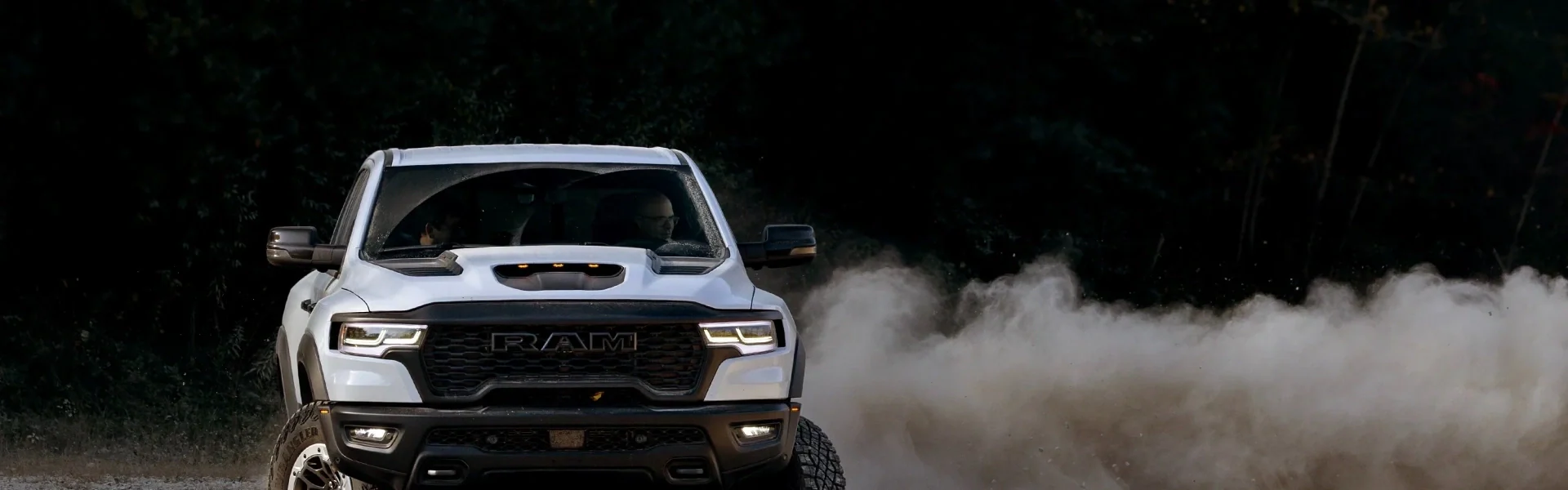 Aftermarket Emblems vs OEM: What Vehicle Owners Should Know